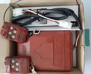 Sửa Hộp Điều Khiển Cửa Cuốn Và Remote Cửa Cuốn